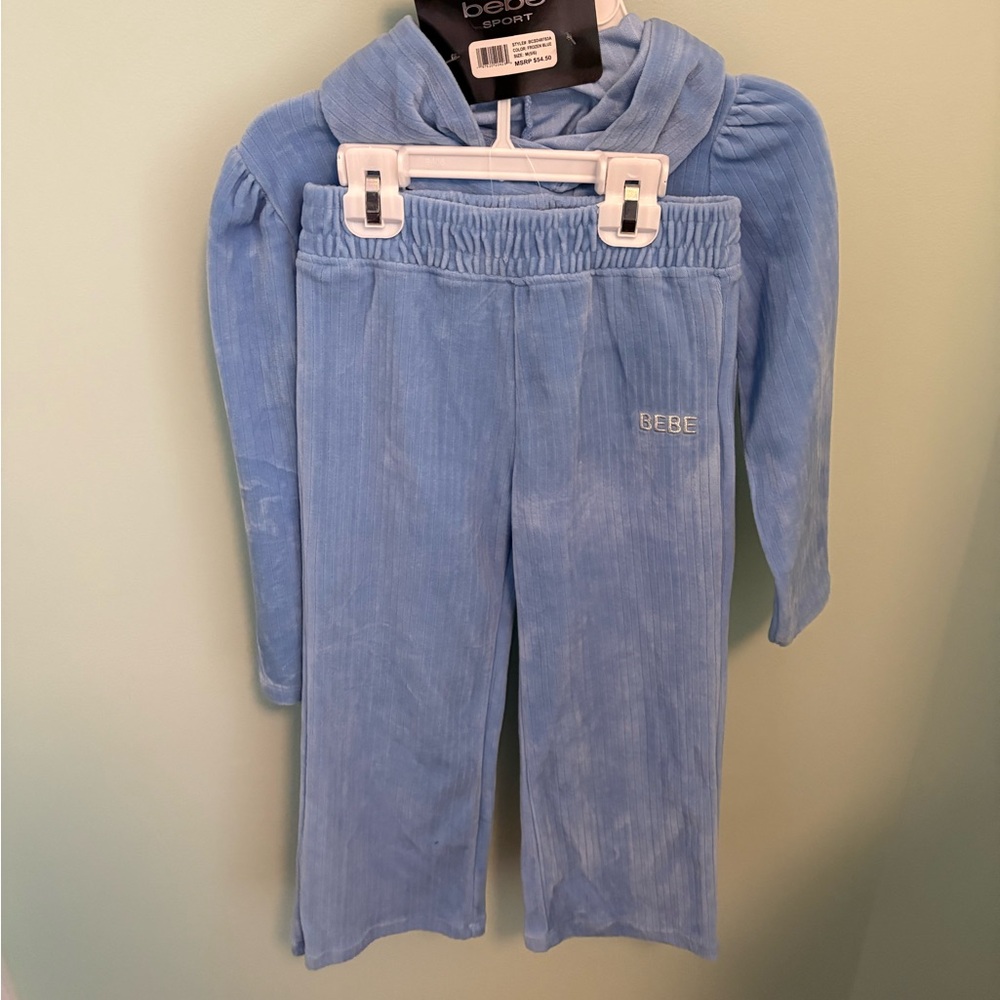 Bebe Velour Matching Set - Picture 4 of 5